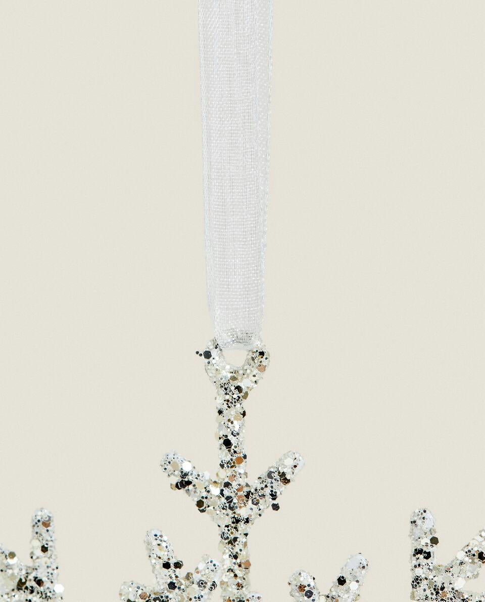 GLITTERY CHRISTMAS SNOWFLAKE DECORATION