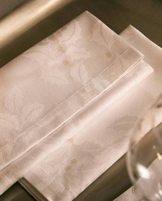 PACK OF GLITTERY CHRISTMAS FLORAL JACQUARD NAPKINS (PACK OF 2)